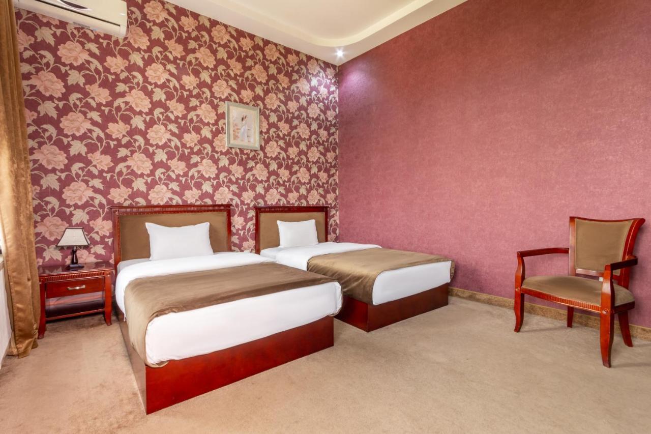 Margo Palace Hotel Tbilisi Exterior photo